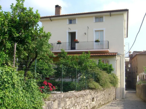 Apartment With 3 Bedrooms in Ceraso, With Wonderful Mountain View, Enclosed Garden and Wifi - 12 km From the Beach
