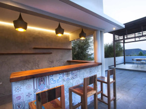 Hola Seminyak