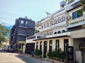 Baby Blue Inn Bangkok