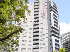 Nesuto St Martins Apartment Hotel