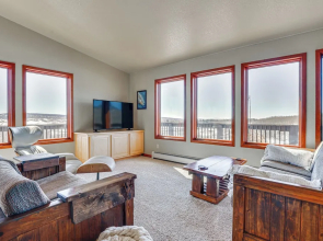 24str-00027 Fairplay Cabin w/ Mountain Views!