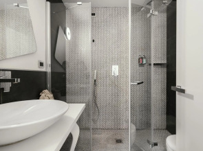 Montenapoleone Suites