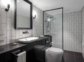 DoubleTree by Hilton Hotel Melbourne - Flinders Street