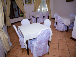 Saadani Tourist Center - Hostel