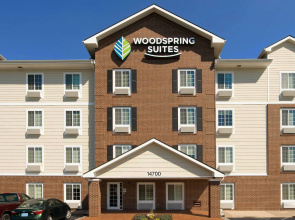 WoodSpring Suites Kansas City Lenexa