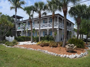 Blue Dolphin Inn Nine Bedroom Villa