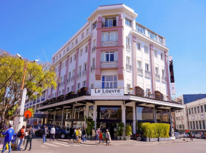 Le Louvre Hotel & Spa