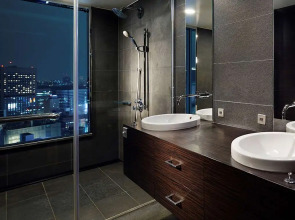 Mitsui Garden Hotel Ginza Premier