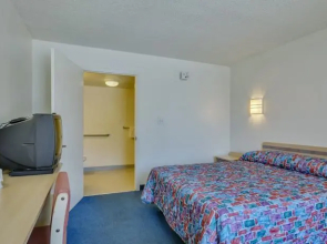 Motel 6 Huntsville - Madison