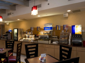 Holiday Inn Express New York City- Wall Street by IHG