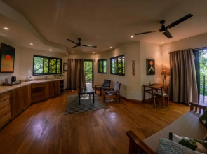 TreeCasa Hotel & Resort