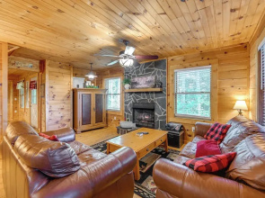 Pet-friendly Bryson City Cabin w/ Fire Pit + Deck!