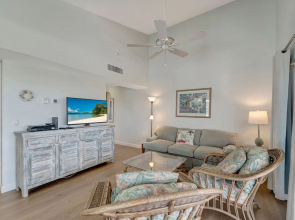 Beach One Bedroom Villa by Redawning