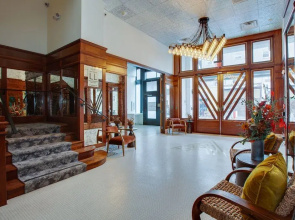 Venice V Hotel