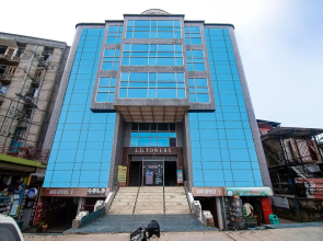 LG Towers By OYO Rooms