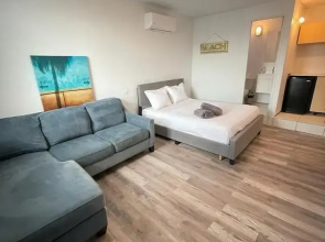 Las olas beach studios