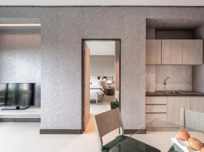 Manhattan Pattaya Hotel