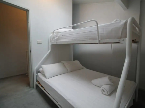 Razorback 1 - Razorback Plaza Jindabyne