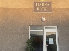 Tjarna Hotel