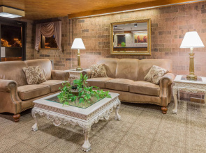 Quality Inn & Suites Louisville East