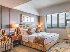 Rezen Kingtown Hotel (Chongqing Liangping)