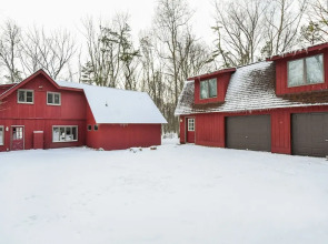 Crow's Point Retreat 4 Bedroom House