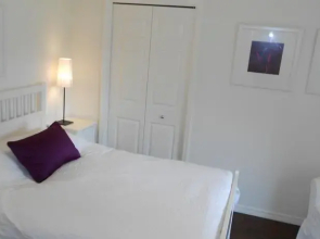 Lakeside Vacation Villa by Golf Resort Inverness