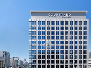 Courtyard Osaka Honmachi by Marriott Hotel