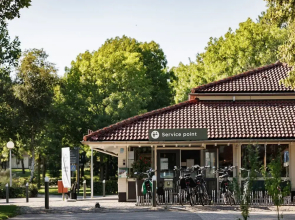 Restyled Bungalow with Dishwasher near Nature Reserve