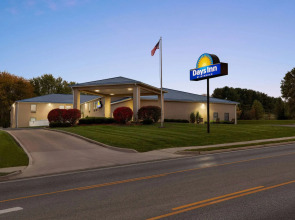 Days Inn by Wyndham Hillsboro