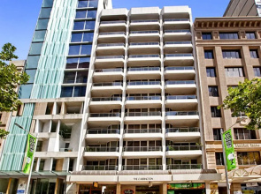 Sydney CBD 2 Bedroom Apartment with Balcony