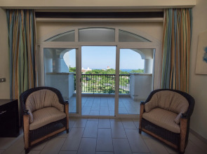 Отель Reef Oasis Blue Bay Resort Families & Couples Only