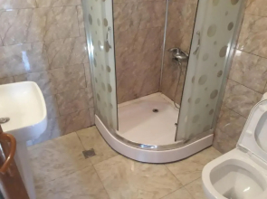 Guest House Badri