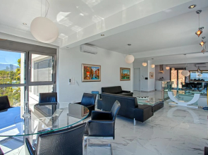 Villa White Pearl