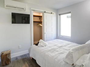 5 Bedroom, Woodside Avenue