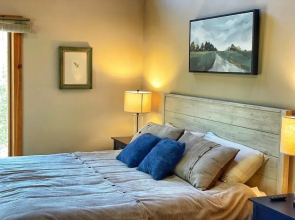 Cosby Contemporary Cabin