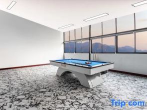 Yuan Atour Hotel (Yiwu Airport High-speed Railway Station)