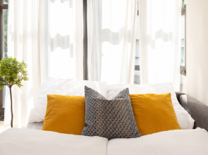 Newly Refurbished Studio Near Kvaternik Square