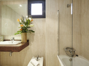 Ciutadella Park Apartments