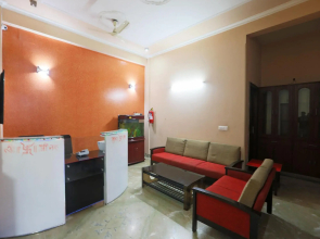 OYO 344 Pearl Inn Green