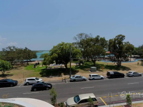 RIVERFRONT BREEZE @ The Cosmopolitan Unit10307