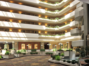 Embassy Suites Hotel Des Moines Downtown