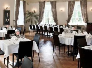 Hotel Maharaja