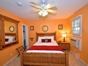 Simonton Court Cottages