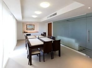 Beautifully Decorated 2 Bedroom Condo