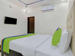 Treebo Royal Empire Adarsh Nagar, Chandigarh