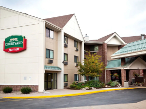 Courtyard La Crosse Downtown/Mississippi Riverfront