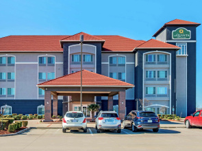 La Quinta Inn & Suites by Wyndham Gainesville