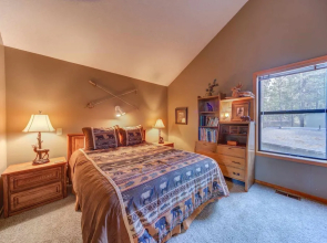 Deer Lane 11 by Village Properties at Sunriver