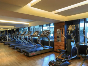 Отель Renaissance Beijing Wangfujing Hotel